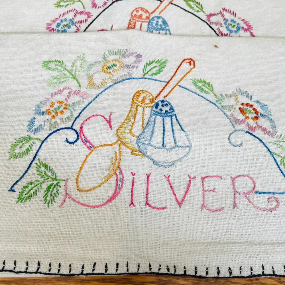Vintage Linen Embroidered Towels Silver & Flowers Very Nice Set of 4 Cottagecore